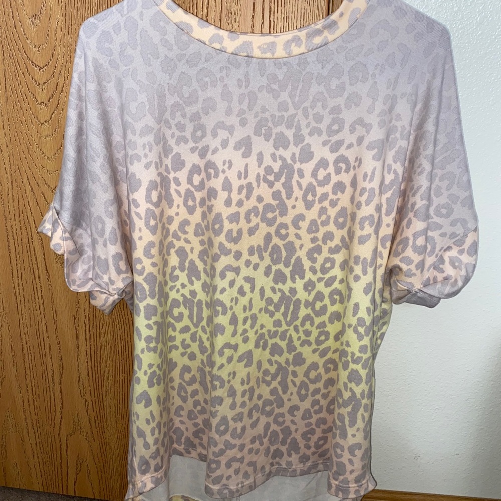 Fade Away Top